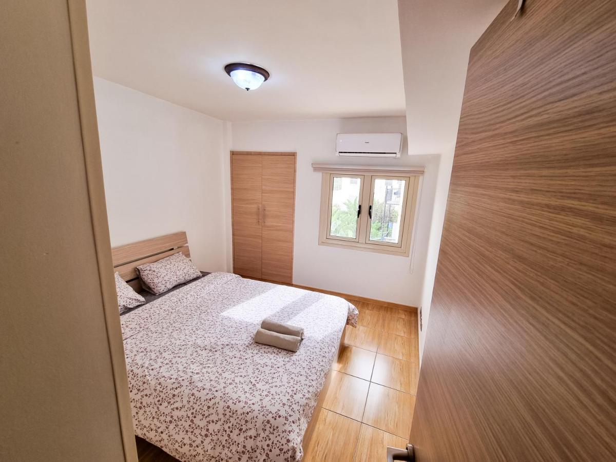 Sunbay City Rooms Larnaca Extérieur photo