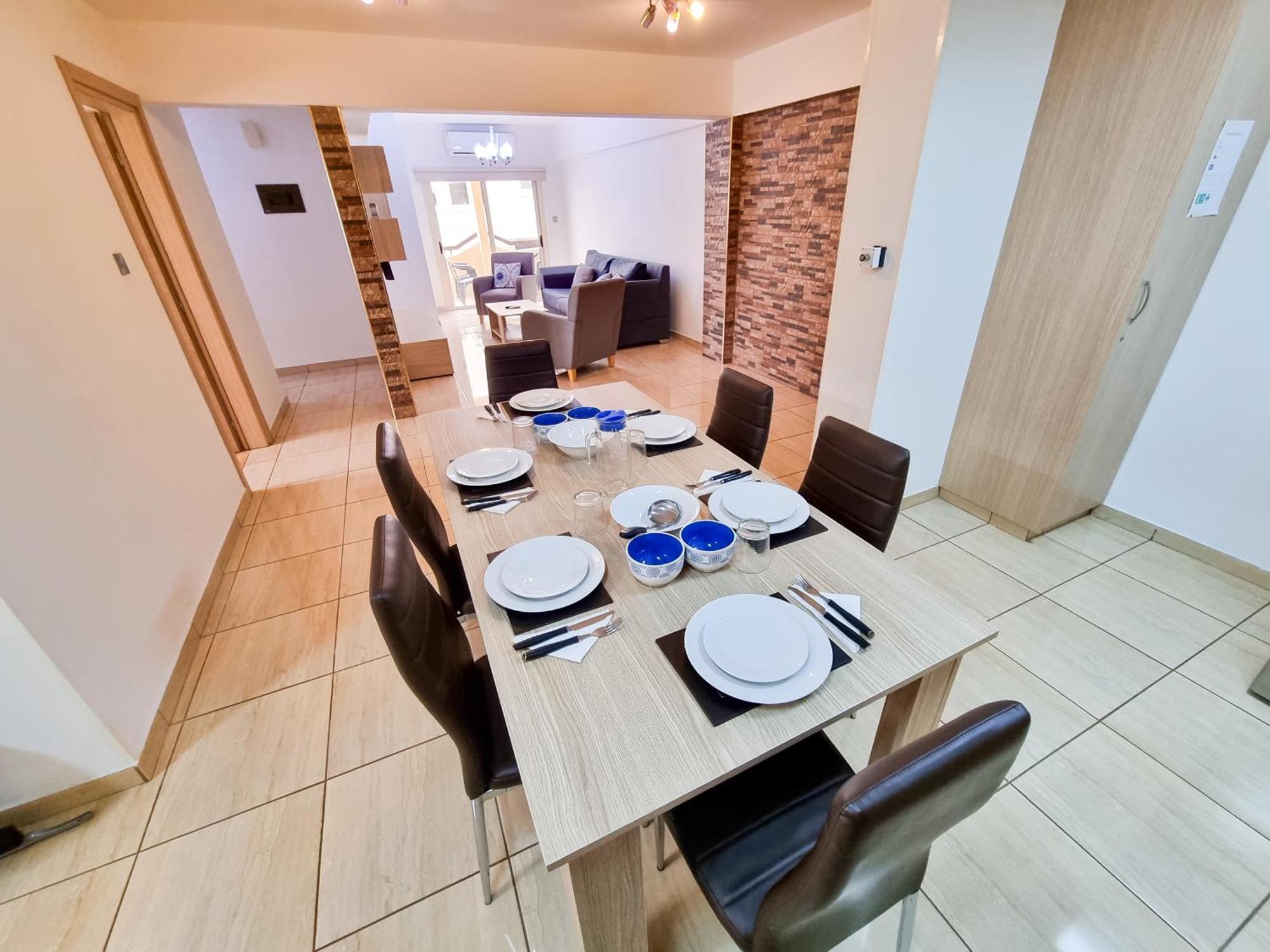 Sunbay City Rooms Larnaca Extérieur photo