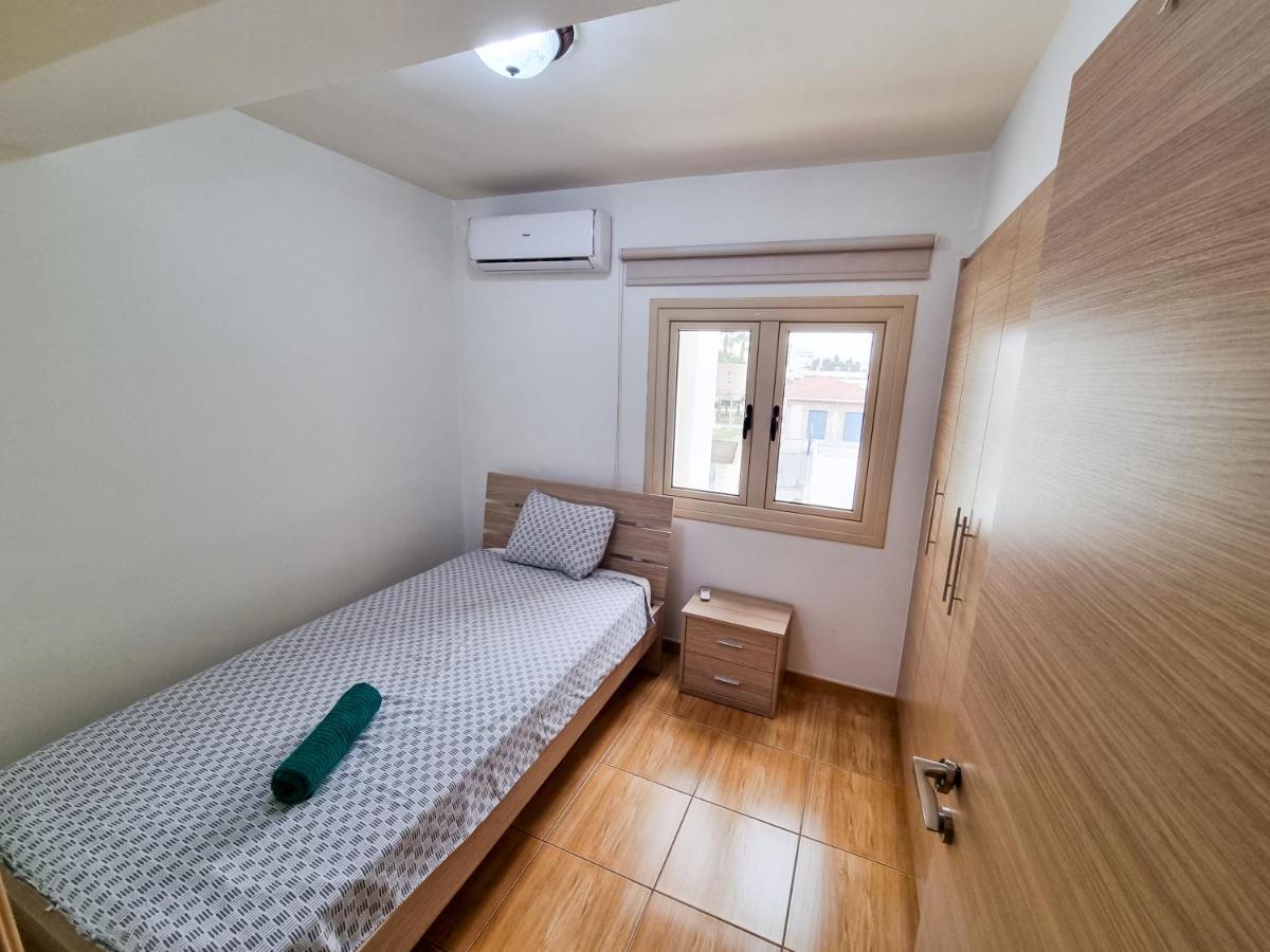 Sunbay City Rooms Larnaca Extérieur photo